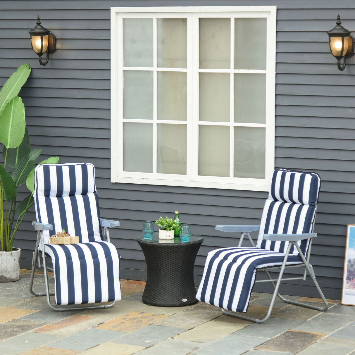 easycomfort easycomfort set 2 sedie a sdraio pieghevoli reclinabili con imbottitura a righe e braccioli bianco e blu