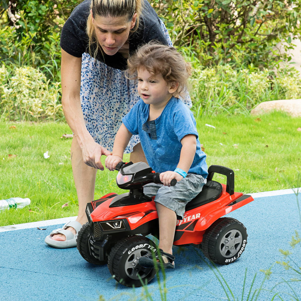 easycomfort easycomfort quad giocattolo per bambini 18 36 mesi con licenza goodyear con luci e suoni realistici rosso e nero 60x31x42cm