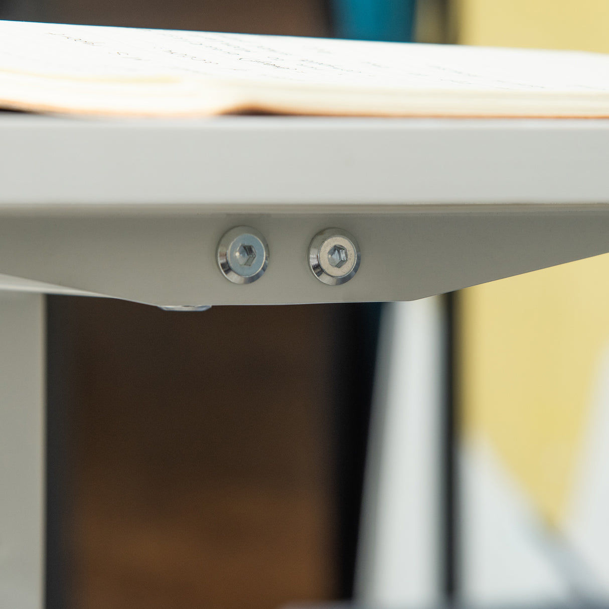 easycomfort easycomfort tavolino porta pc con altezza regolabile e ruote 60x40x52 5 84cm bianco