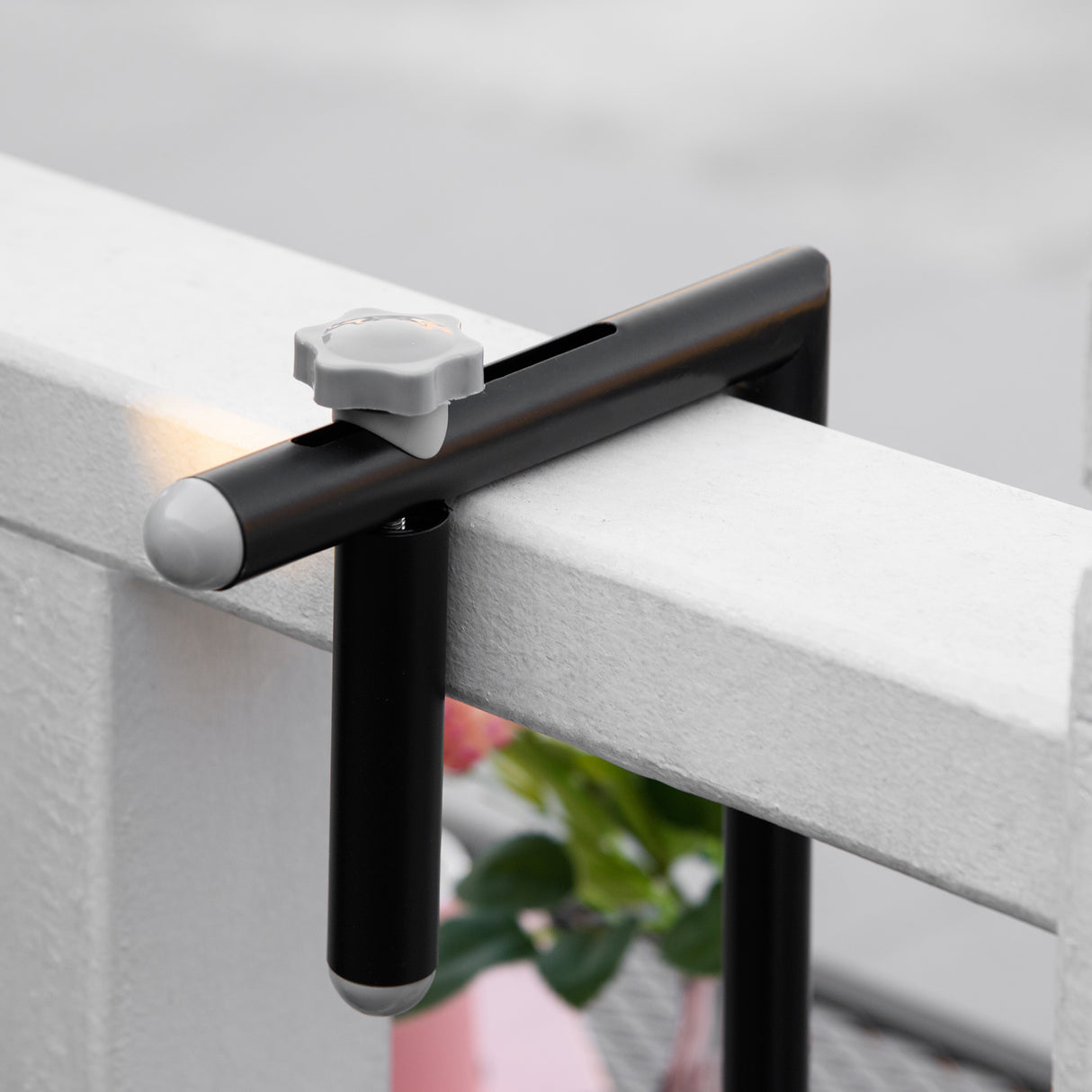 easycomfort tavolo da ringhiera pieghevole e regolabile in metallo 60x60x57 72cm nero