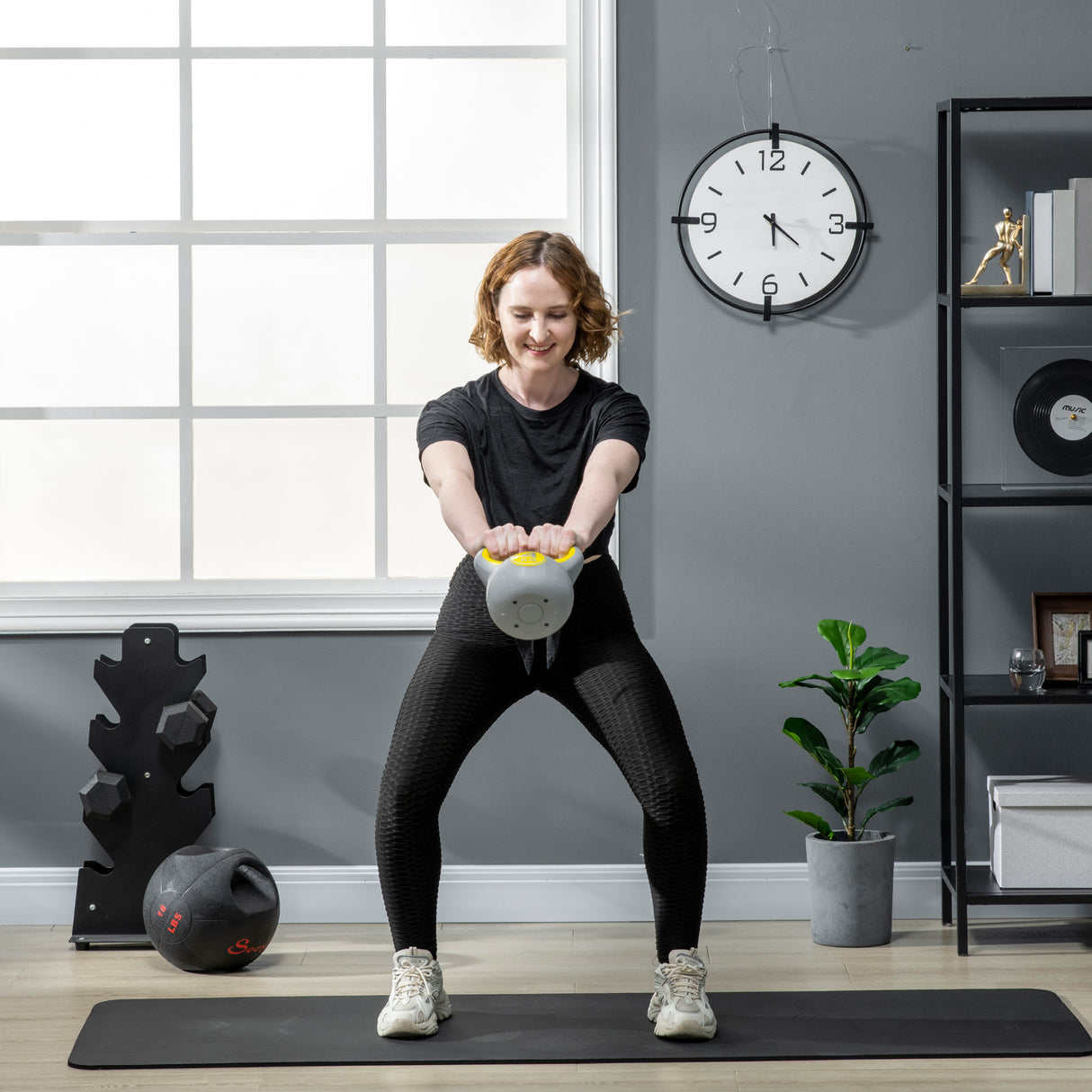 easycomfort easycomfort kettlebell 4kg in pu e sabbia con base piatta e impugnatura per stacchi squat e sollevamenti 18x12x20 cm giallo