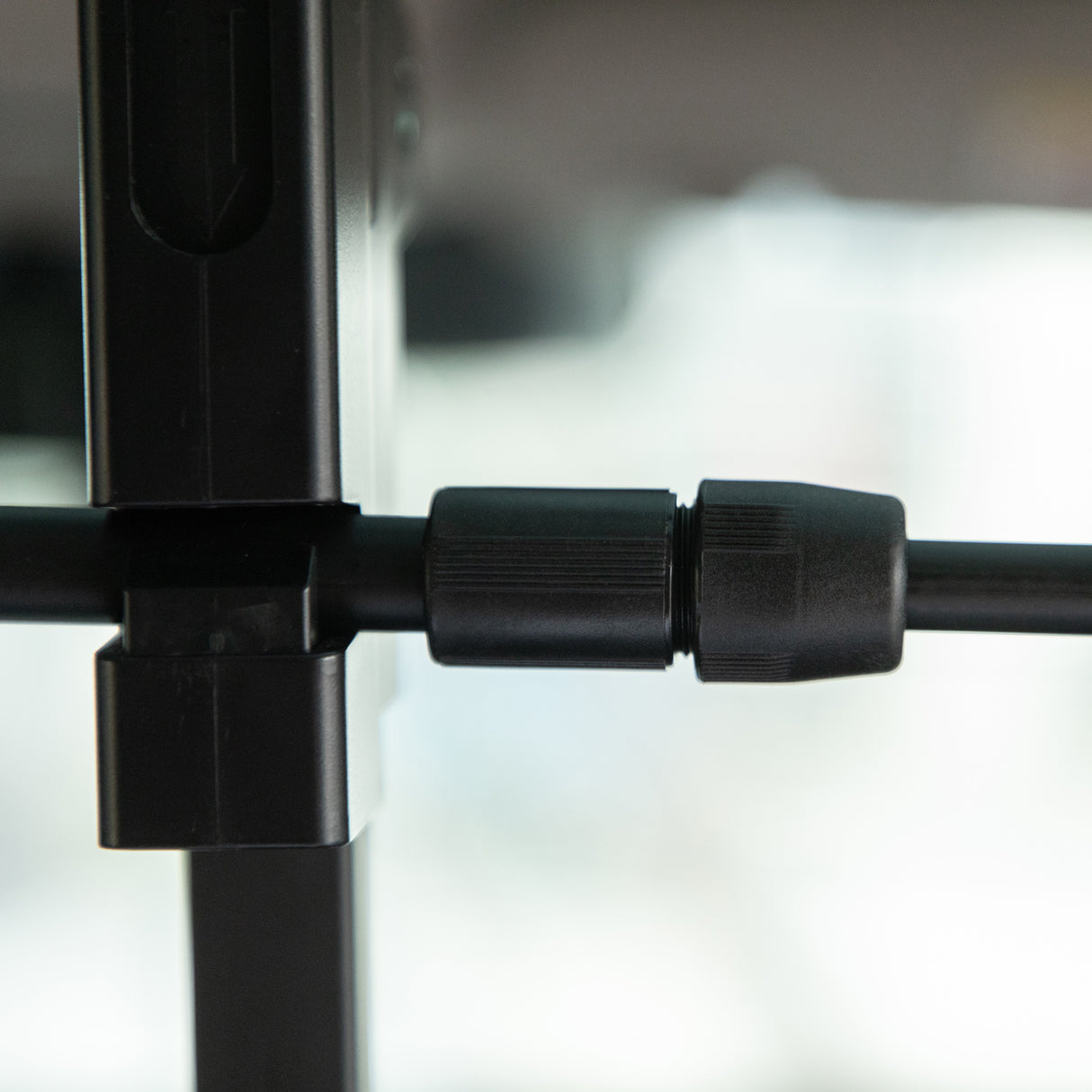 easycomfort divisorio auto per cani in acciaio e pp regolabile in larghezza e altezza 89 150x76 124 cm nero