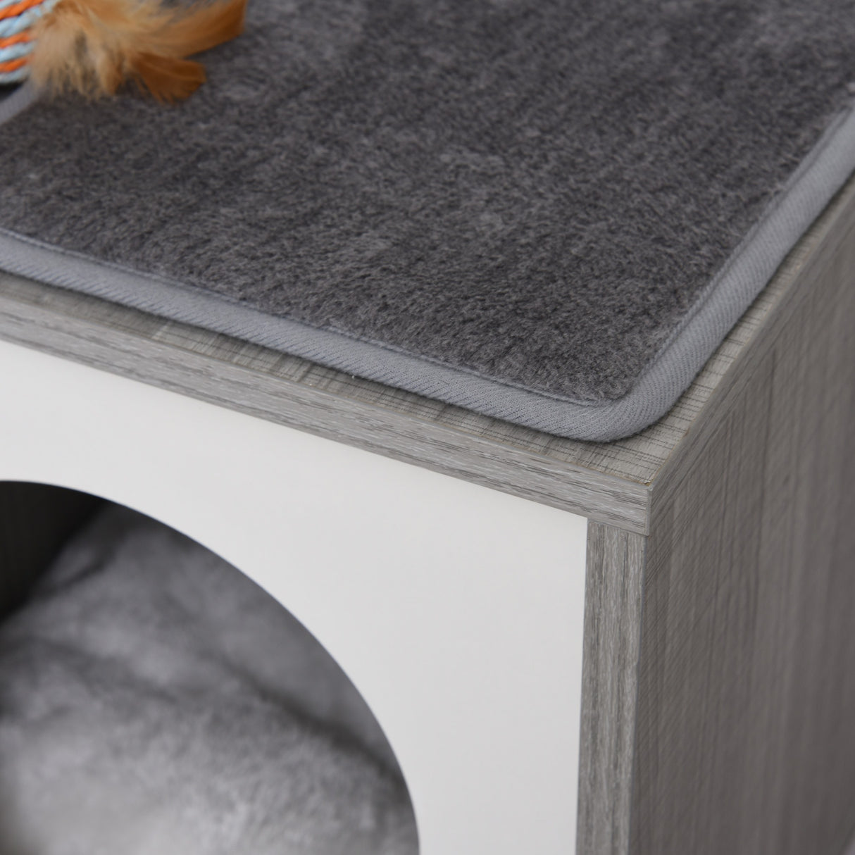 easycomfort easycomfort albero tiragraffi per gatti con cuccia e colonna in corda sisal grigio 59x39x62cm