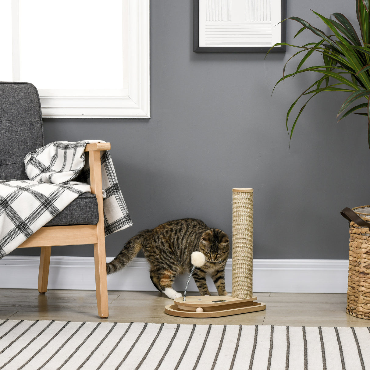 easycomfort tiragraffi per gatti 4kg max in truciolato e iuta con palline da gioco incluse 35x23x40 cm color rovere