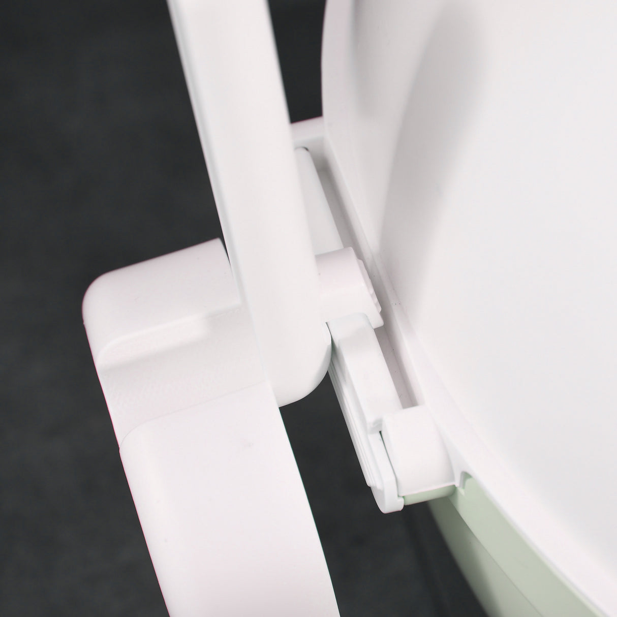 easycomfort easycomfort lettiera per gatti 4kg max con paletta in pp e pc 53x51x48cm bianca e verde