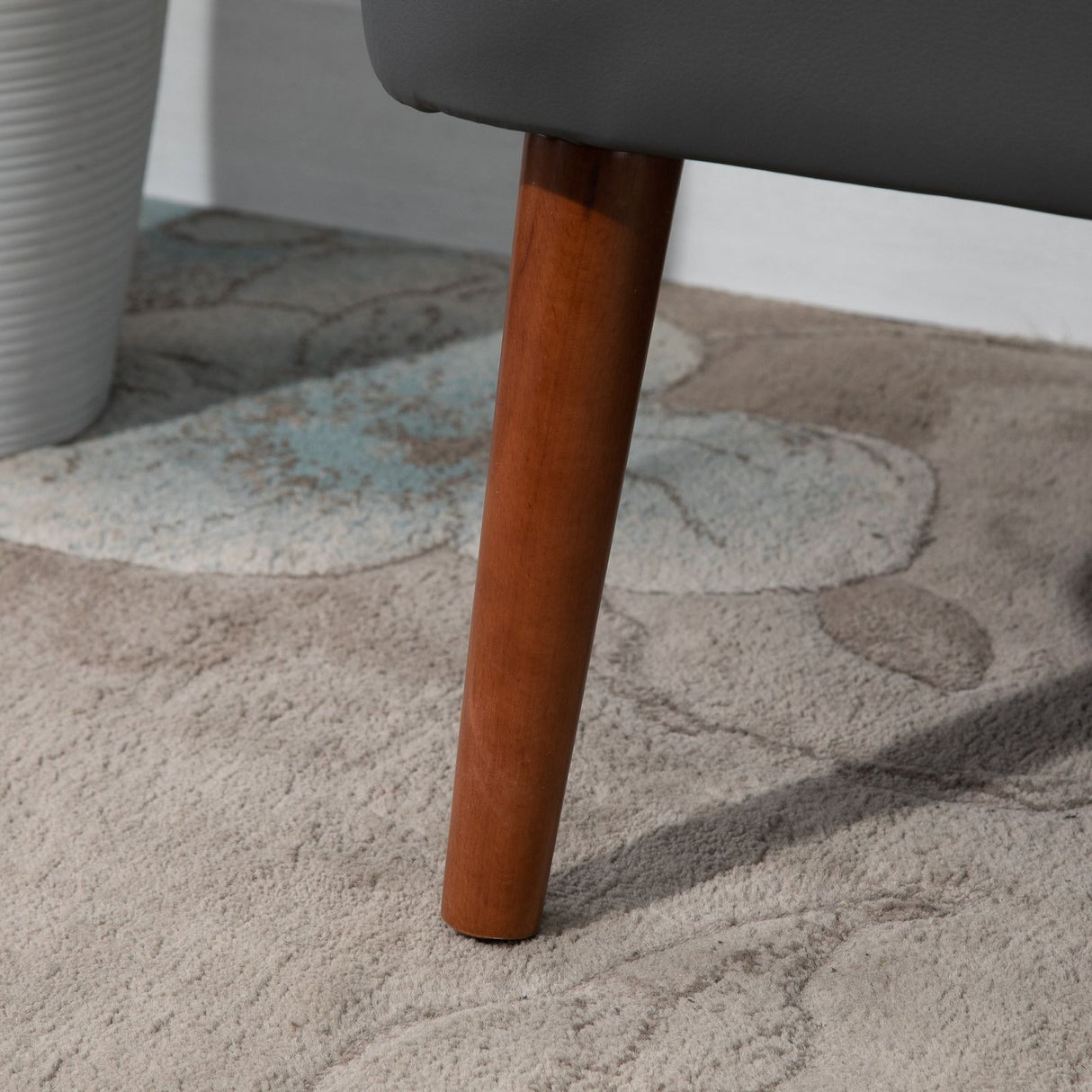 easycomfort easycomfort divano a 2 posti dal design moderno telaio in legno e rivestimento in pelle sintetica grigia 108 5 x 61 x 79cm ean 8055776910611