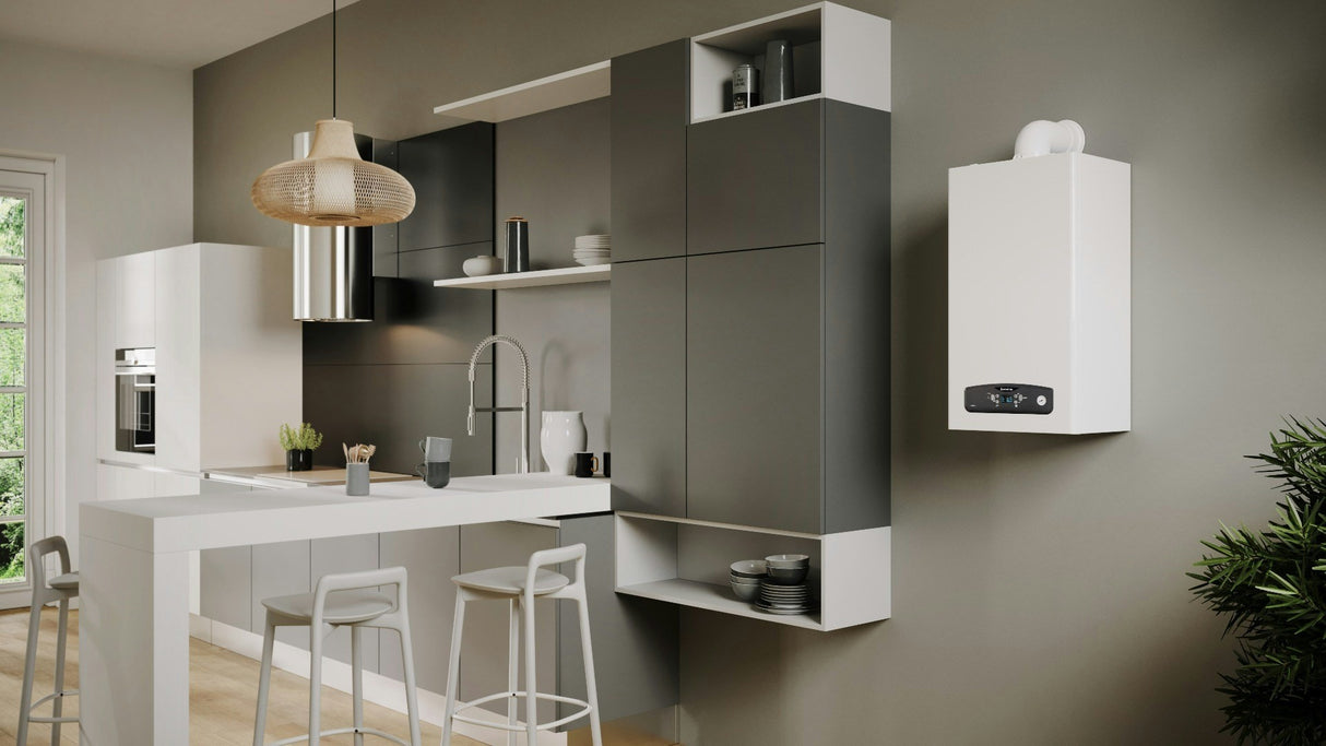 caldaia ariston cares s 24 eu a condensazione completa di kit scarico fumi metano o gpl low nox 3301637 novita copia