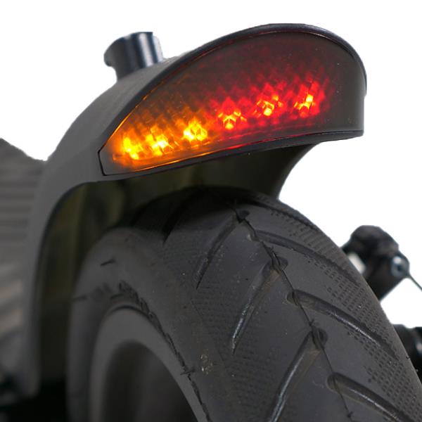 monopattino elettrico nilox m1 x drive nxesm185bl 350w ruote 8.5 autonomia 25 km smart display velocita 6 20 25 km h frece direzionali stop led posteriore