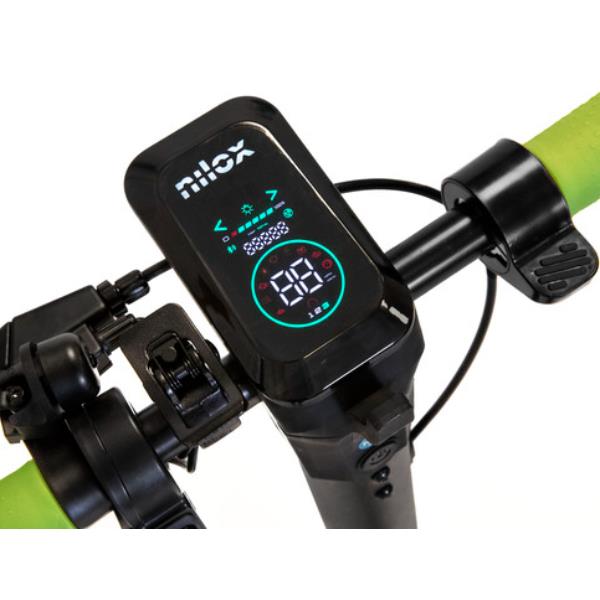 monopattino elettrico nilox m1 x drive nxesm185bl 350w ruote 8.5 autonomia 25 km smart display velocita 6 20 25 km h frece direzionali stop led posteriore