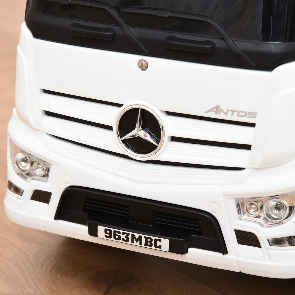 easycomfort easycomfort macchina cavalcabile per bambini eta 12 36 mesi macchina giocattolo bambi con volante fari e suoni licenza mercedes bianco