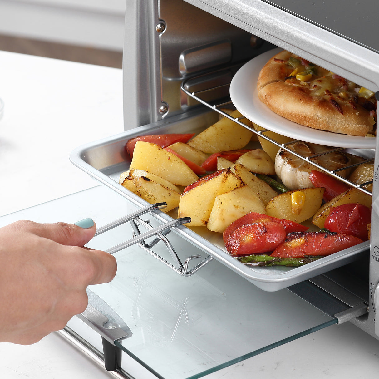 easycomfort easycomfort fornetto elettrico 10l temperatura regolabile e timer griglia e teglia incluse 750w 36 5x26x22cm argento nero