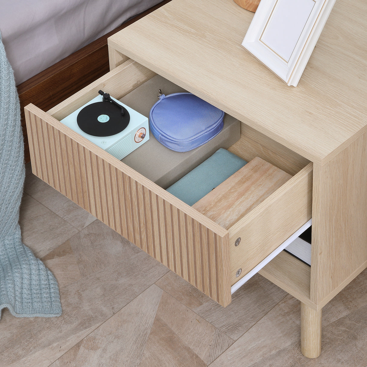 easycomfort easycomfort comodino moderno con cassetto e ripiano aperto in truciolato 47x47x50 cm color legno