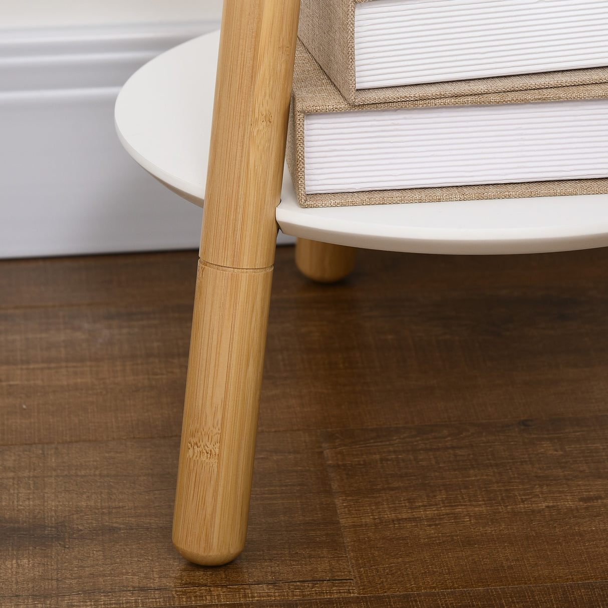 easycomfort easycomfort appendiabiti da terra per ingresso in mdf e alluminio con 5 ganci in bambu e tavolino rotondo 39 5x39 5x171 cm