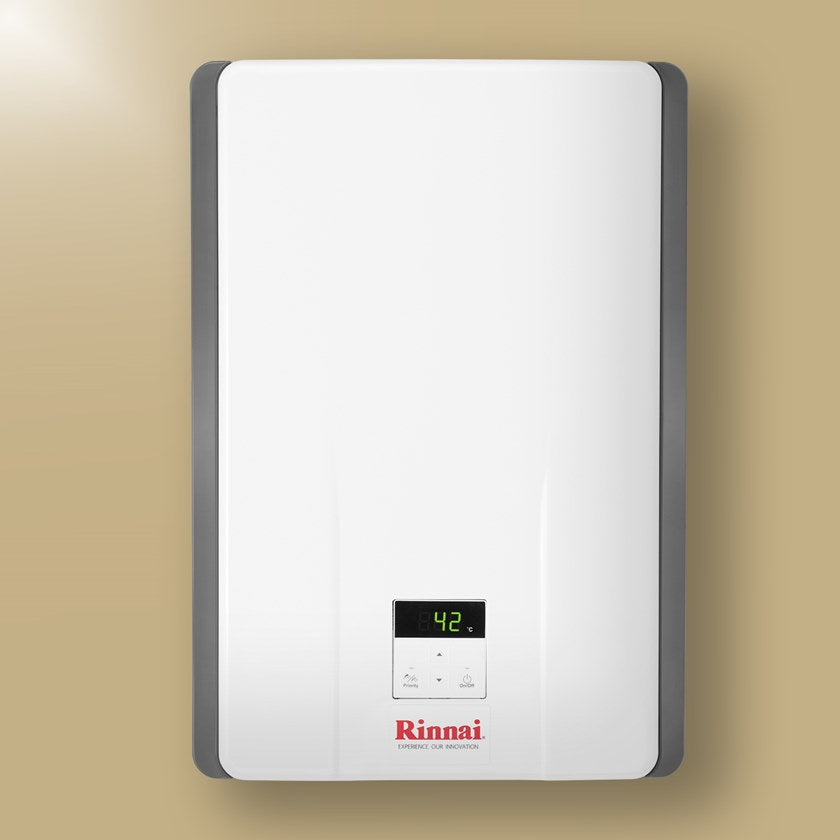 scaldacqua scaldabagno a gas rinnai one 11i gpl reu a1111ffu lpg completo di kit scarico fumi   novita 