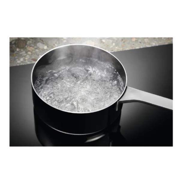 electrolux piano cottura a induzione electrolux serie 600 bridge lil83443 4 fuochi l78xp52 vetro ceramica nero ean 7332543778416