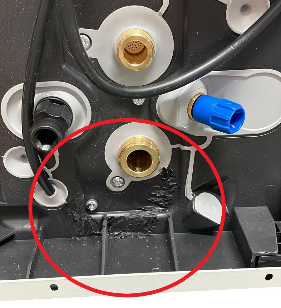 immagine-7-chaffoteaux-area-occasioni-caldaia-a-gas-chaffoteaux-a-condensazione-pigma-advance-25-kw-eu-metano-completa-di-kit-scarico-fumi